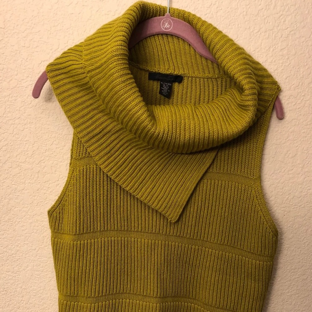 Women’s Kenneth Cole sleeveless green sweater XL